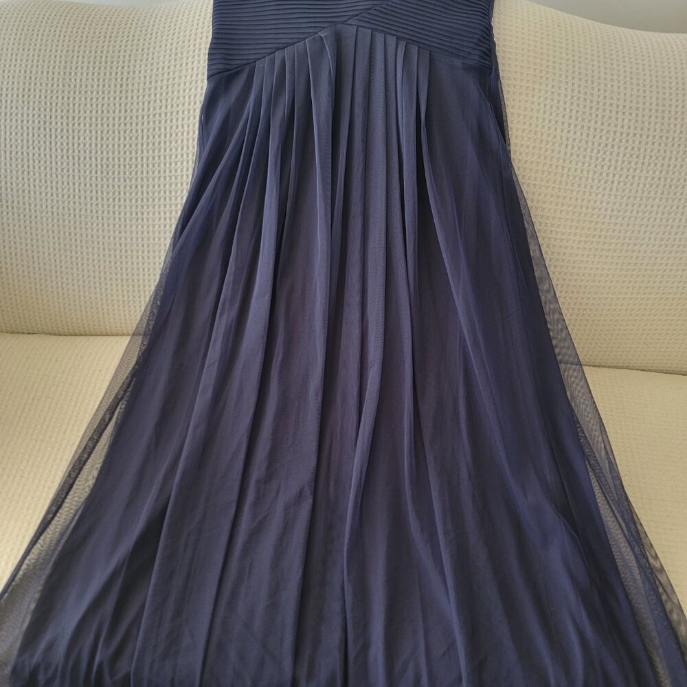 Dress - Picture 6 of 6